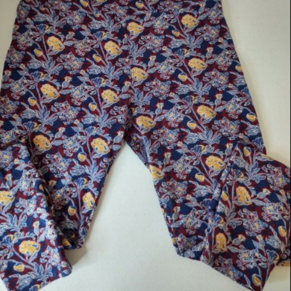 LuLaRoe Pants - LulaRoe One Size 2-10 Maroon Blue Floral Leggings (N1)
